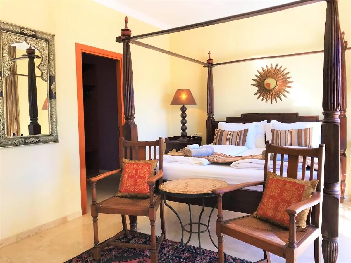 Villa Majestic Estepona 0*,